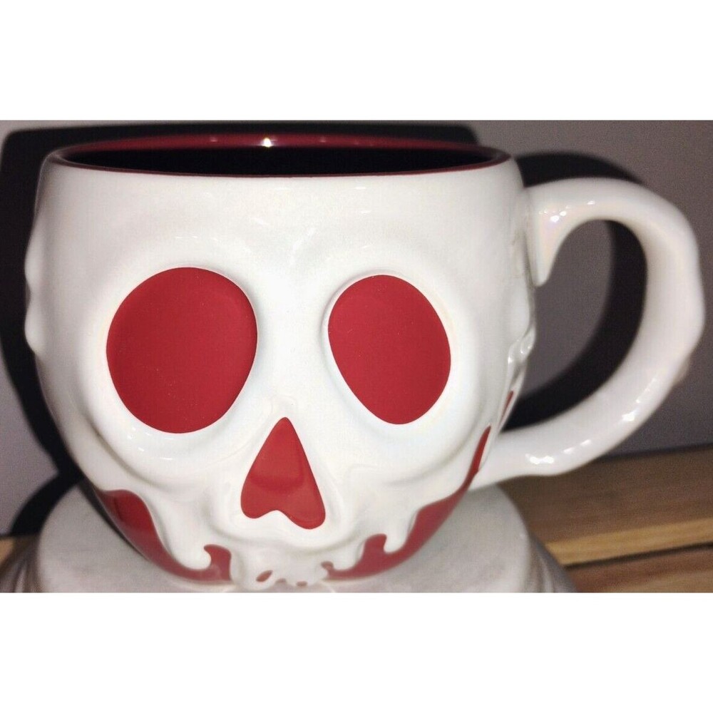 Disney Snow White Poison Red Apple Coffee Mug Halloween Decor Evil Queen Cup